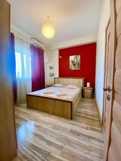 Red Cozy Ultracentral Old Town บูคาเรสต์ ภายนอก รูปภาพ